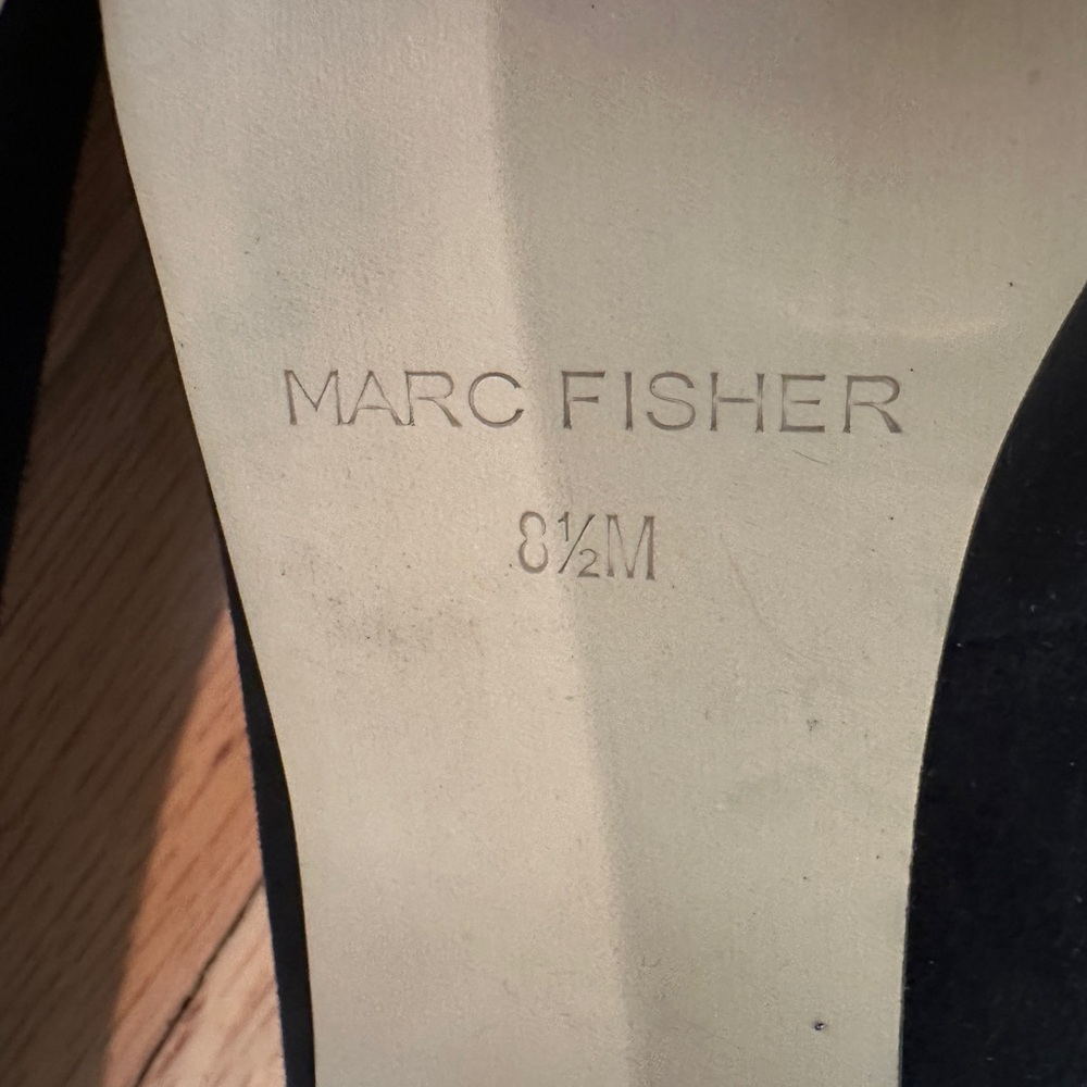 Marc Fisher Black Pointed Toe Pumps - Picture 7 of 8